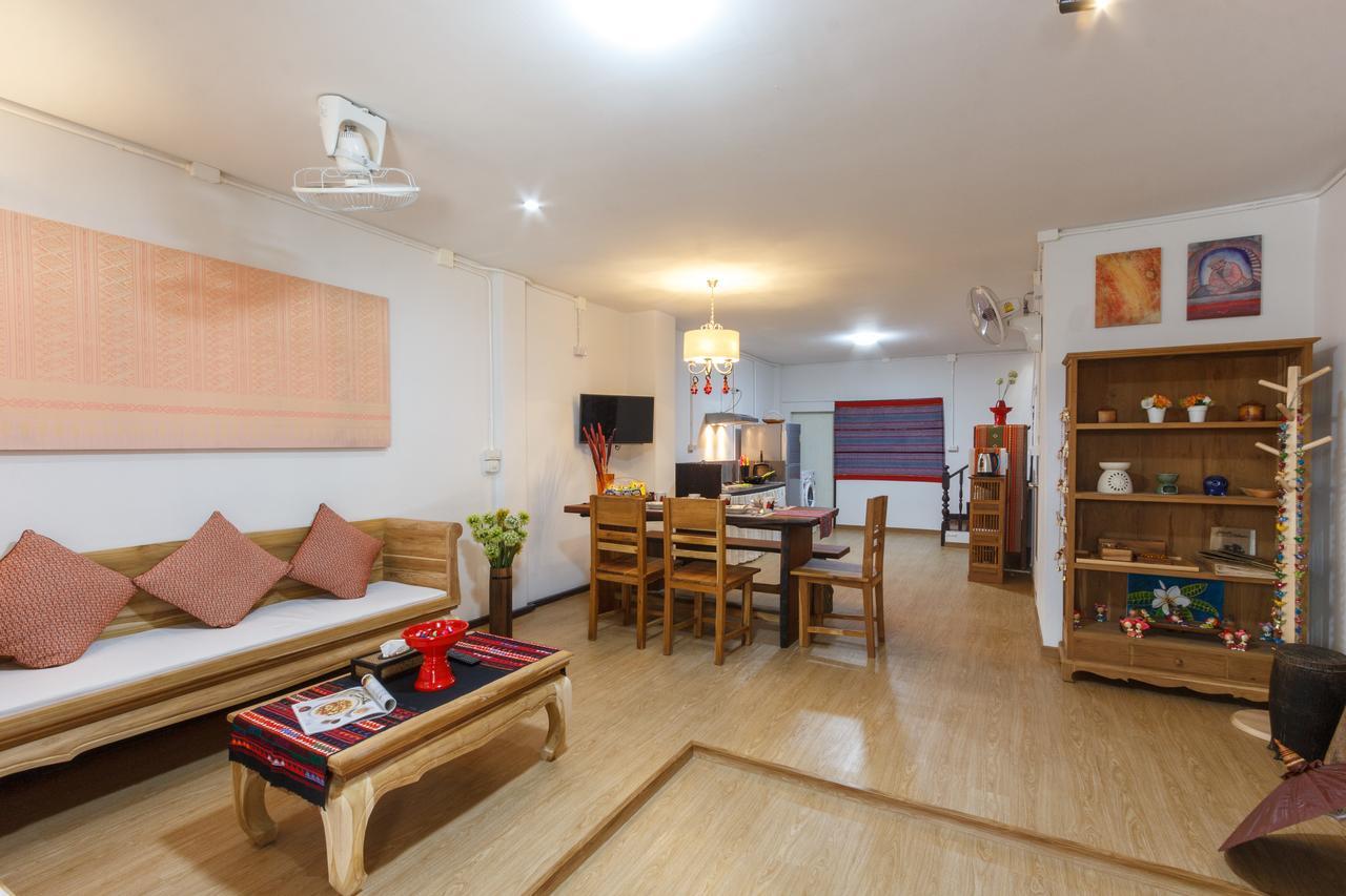 Baan Singharaj Hotell Chiang Mai Exteriör bild